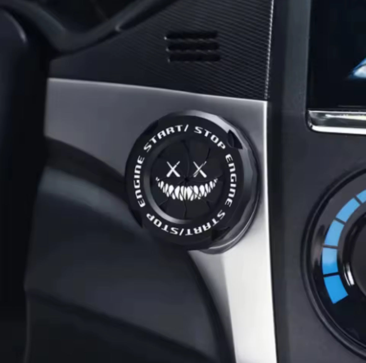 E-moto key ignition cover
